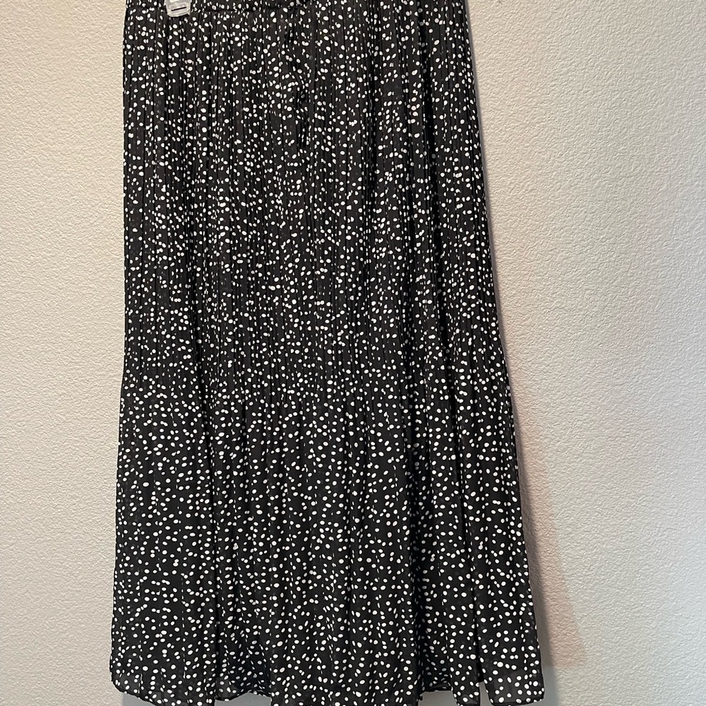 Elegant Black and White Polka Dot A-Line Skirt